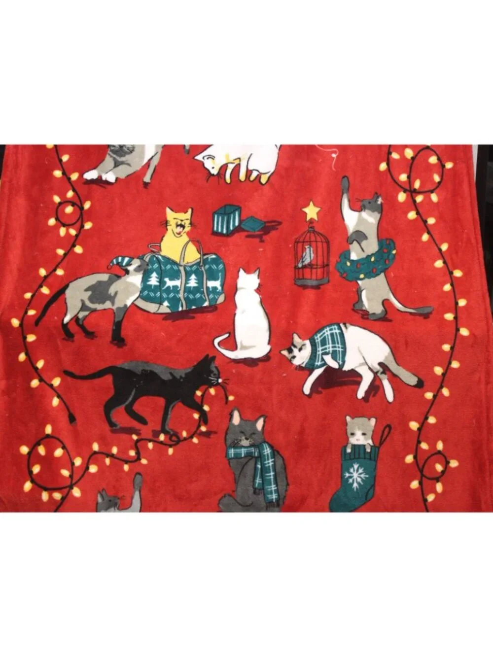 Vera Bradley Christmas cat Plush Soft Fleece Throw Blanket Holiday Lights Red